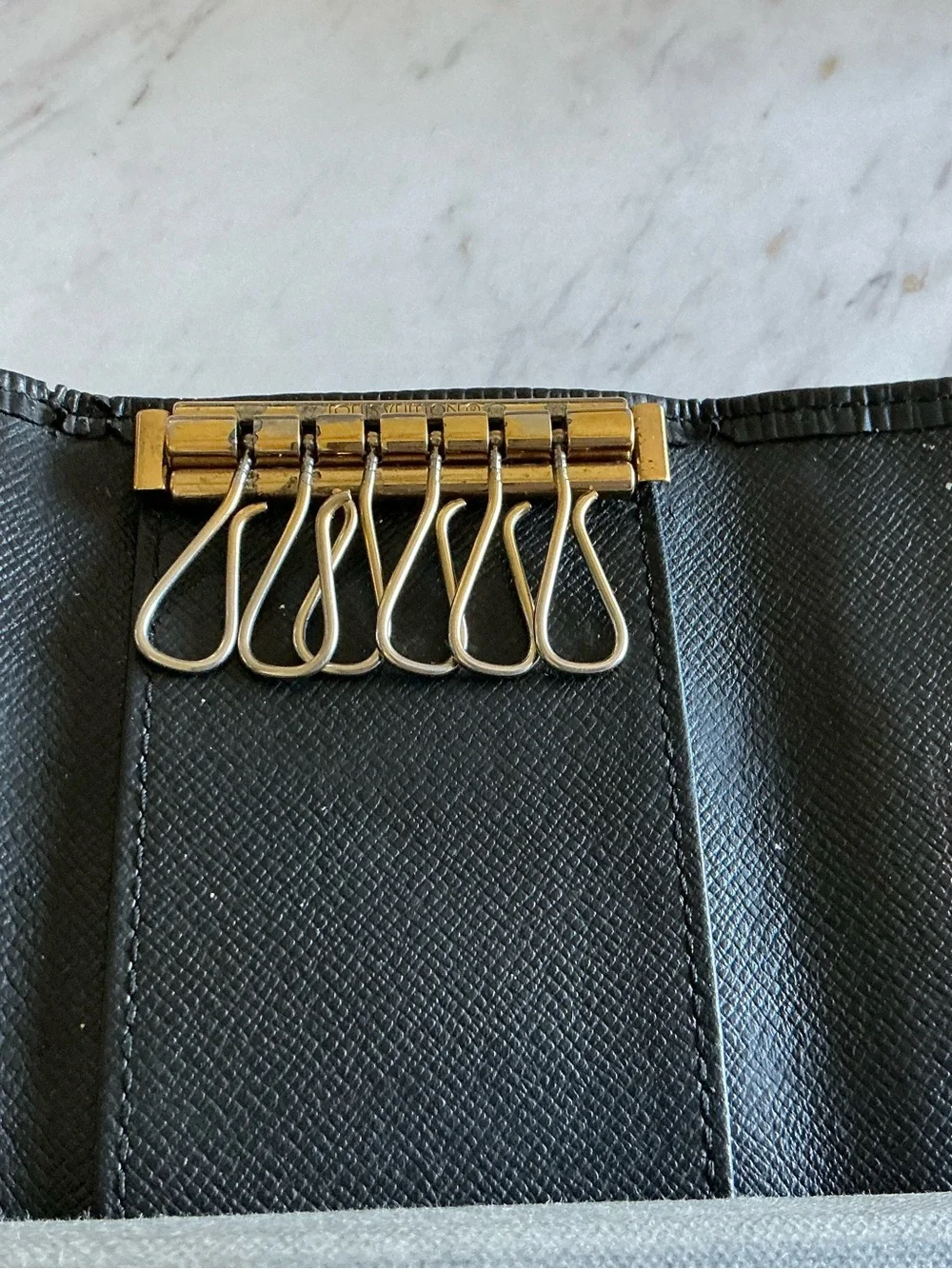 N/A louis vuitton